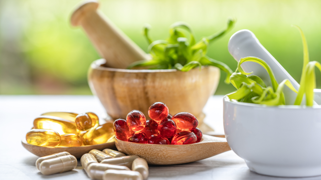 Why Indian Nutraceutical Manufacturers Are Booming in 2025